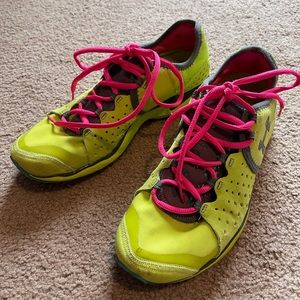 Under Armour Micro G Running - Preowned - Size 8.